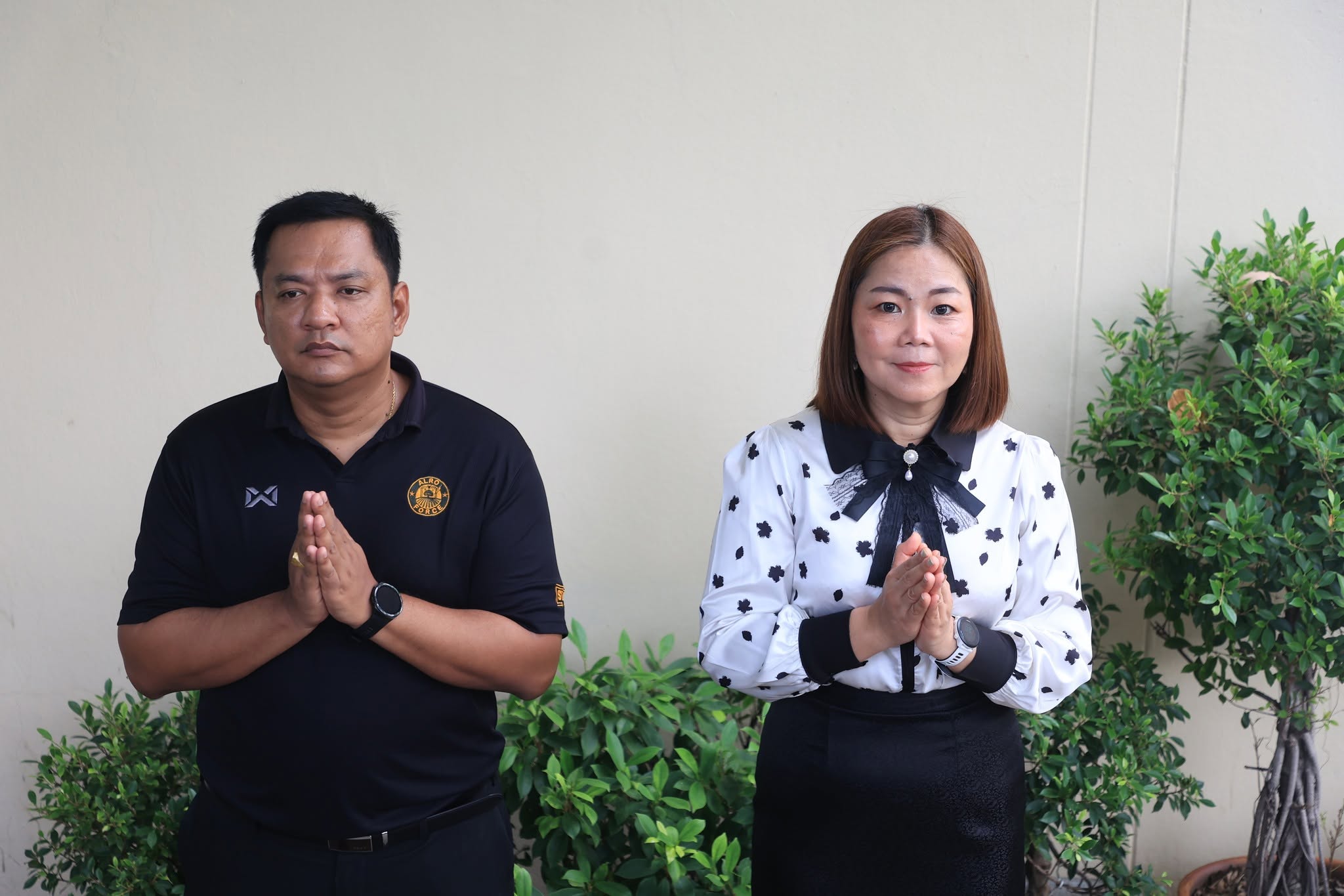 title - ผู้อำนวยการสำนักบริหารกลาง ส.ป.ก. สักการะสิ่งศักดิ์สิทธิ์ประจำ ส.ป.ก. เนื่องในโอกาสเข้ารับตำแหน่งใหม่ 